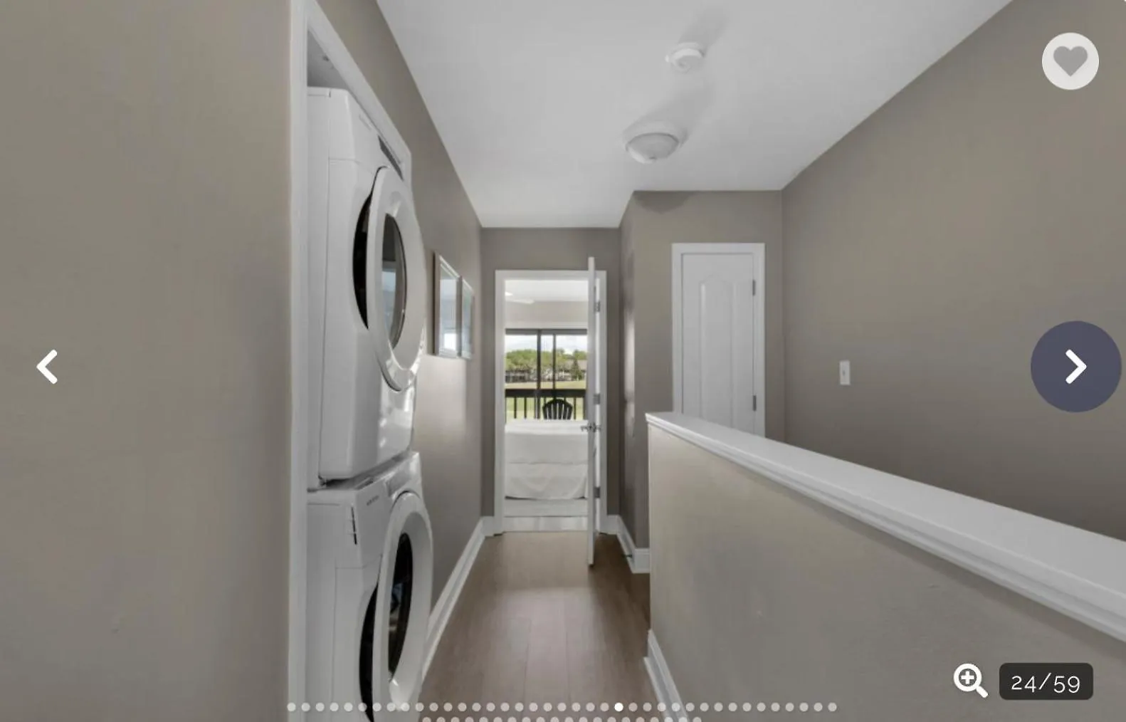 Casa de Férias 3 Min Walk To Beach- Gulf Breeze Lakefront Retreat! Sleeps 8 Destin